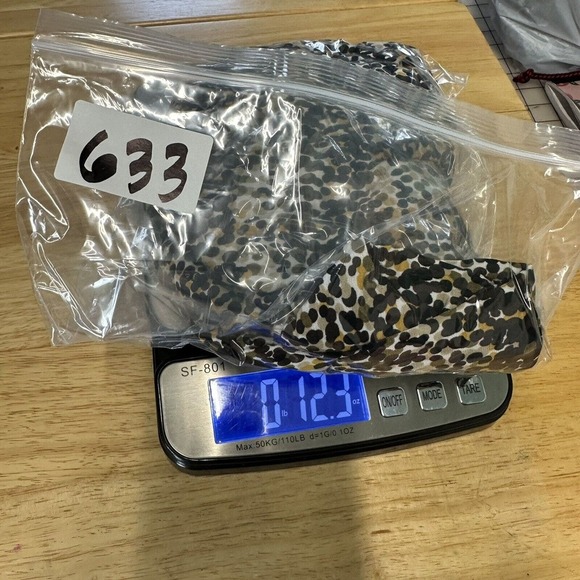 Women's Cato 18/20W V- Neck Geometric Print Top 3/4 Sleeve Pullover Stretchy - Picture 11 of 11